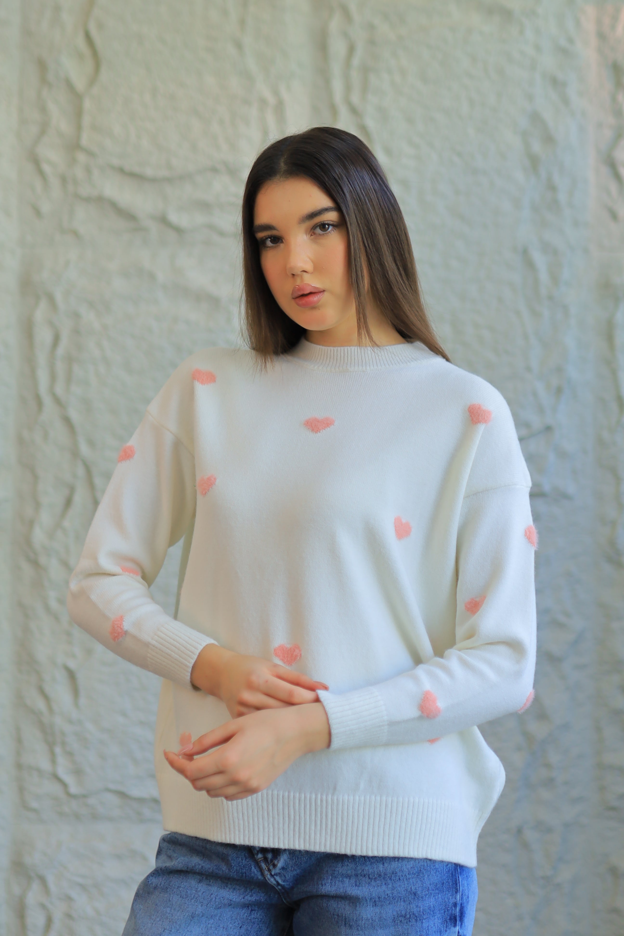 SWEETHEART KNIT SWEATER