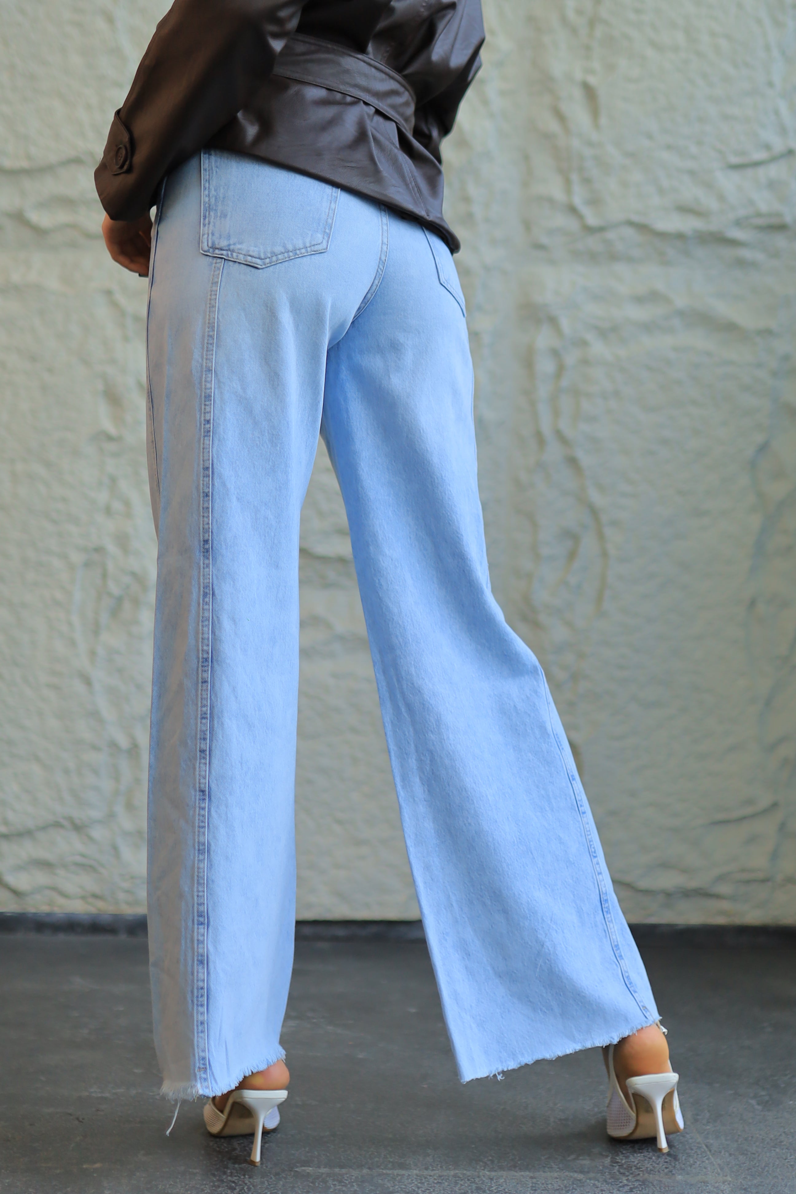 Light Wash Wide-Leg Jeans