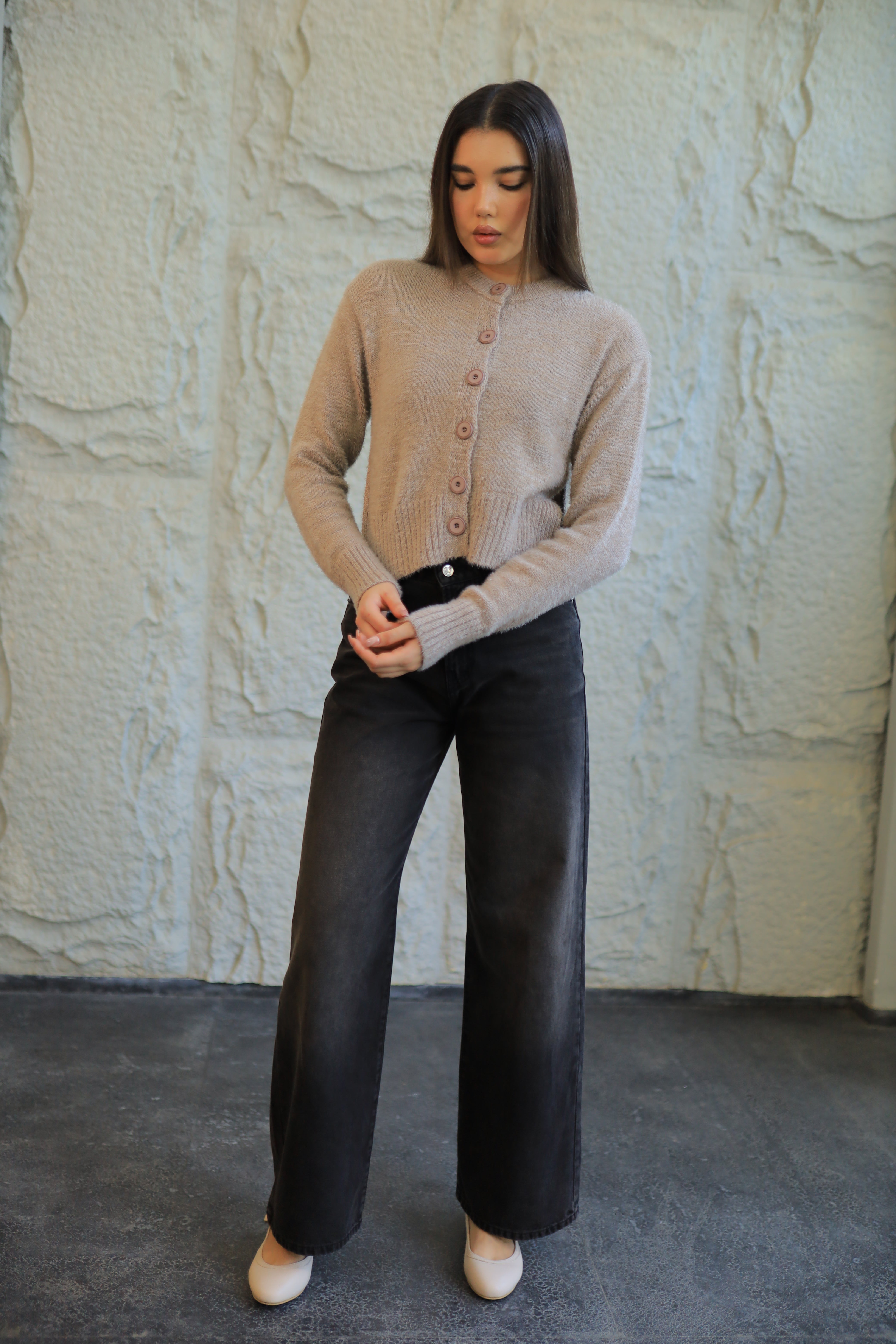 FUZZY CROPPED CARDIGAN