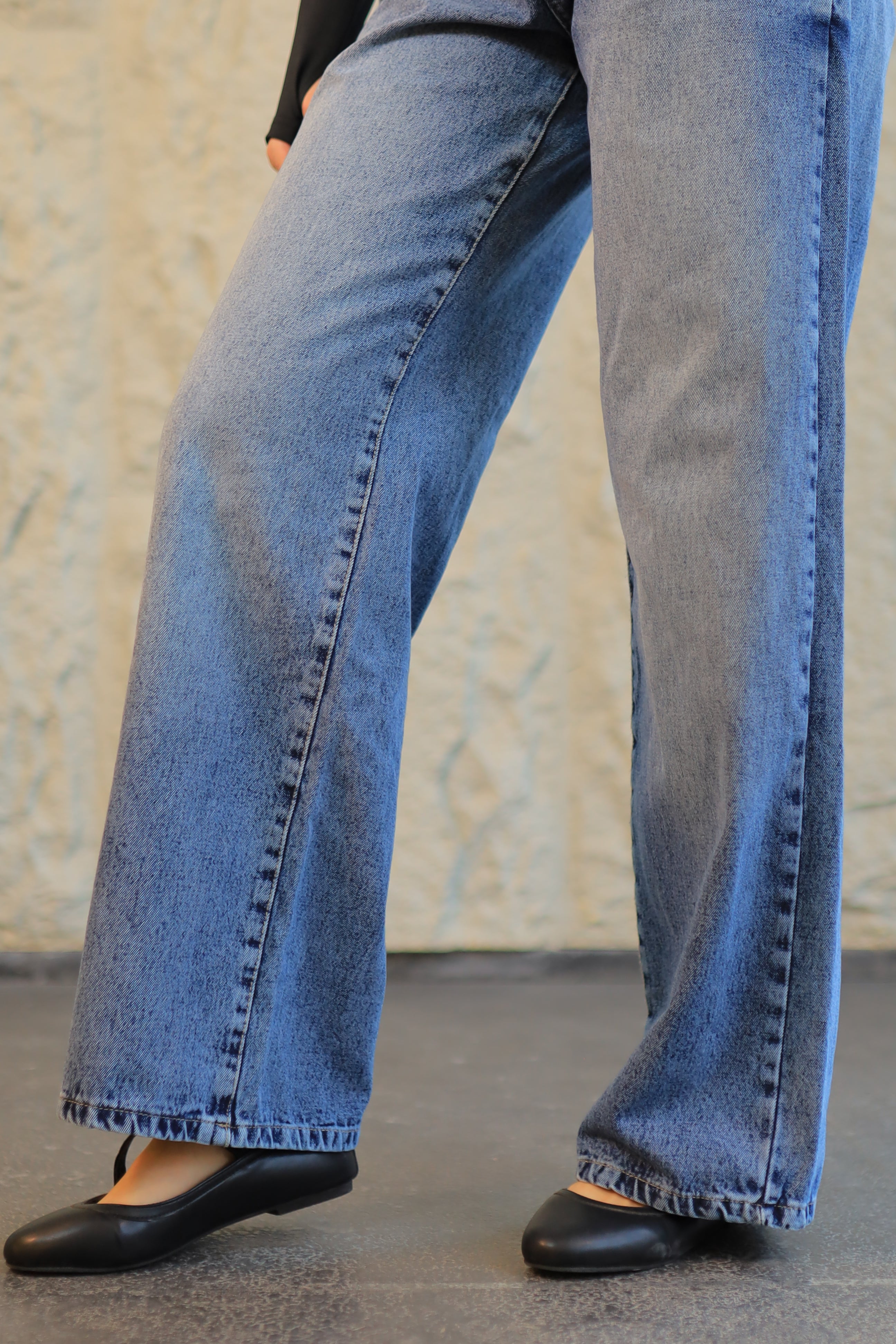 Asymmetrical Waist Mom Jeans