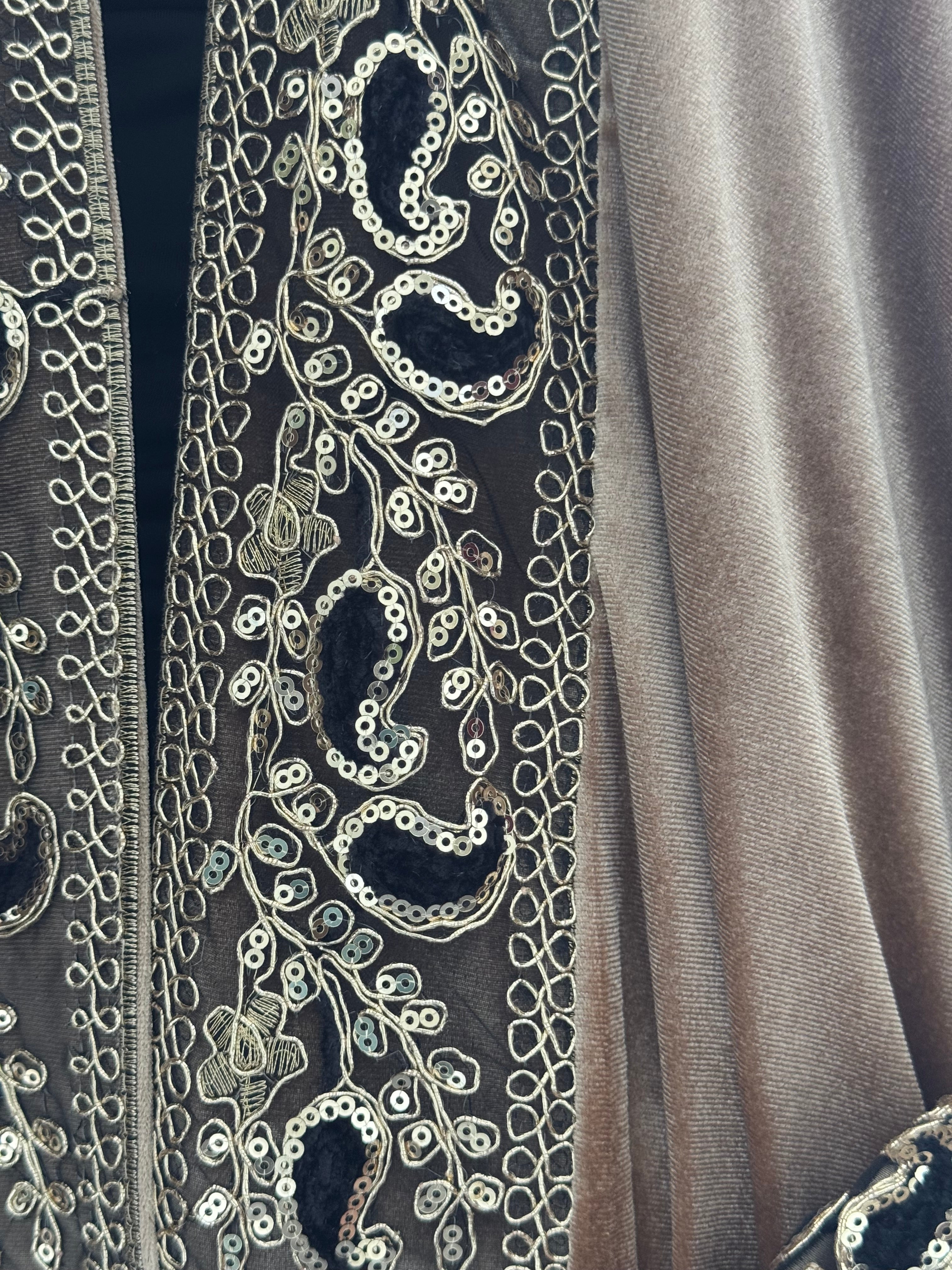 Midnight Majesty Embroidered Kaftan