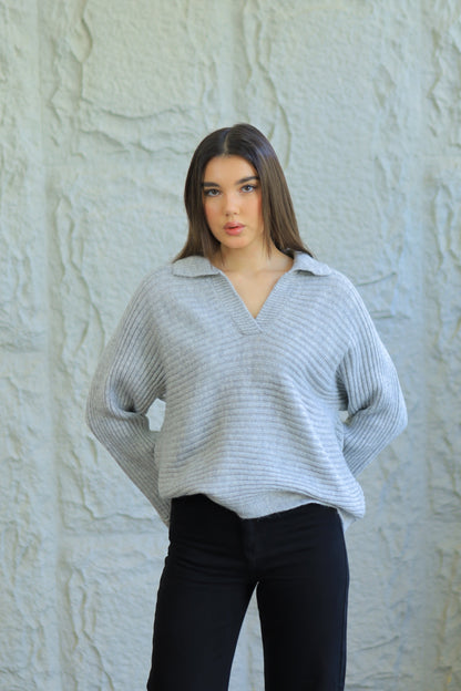 RIBBED COLLAR SWEATER