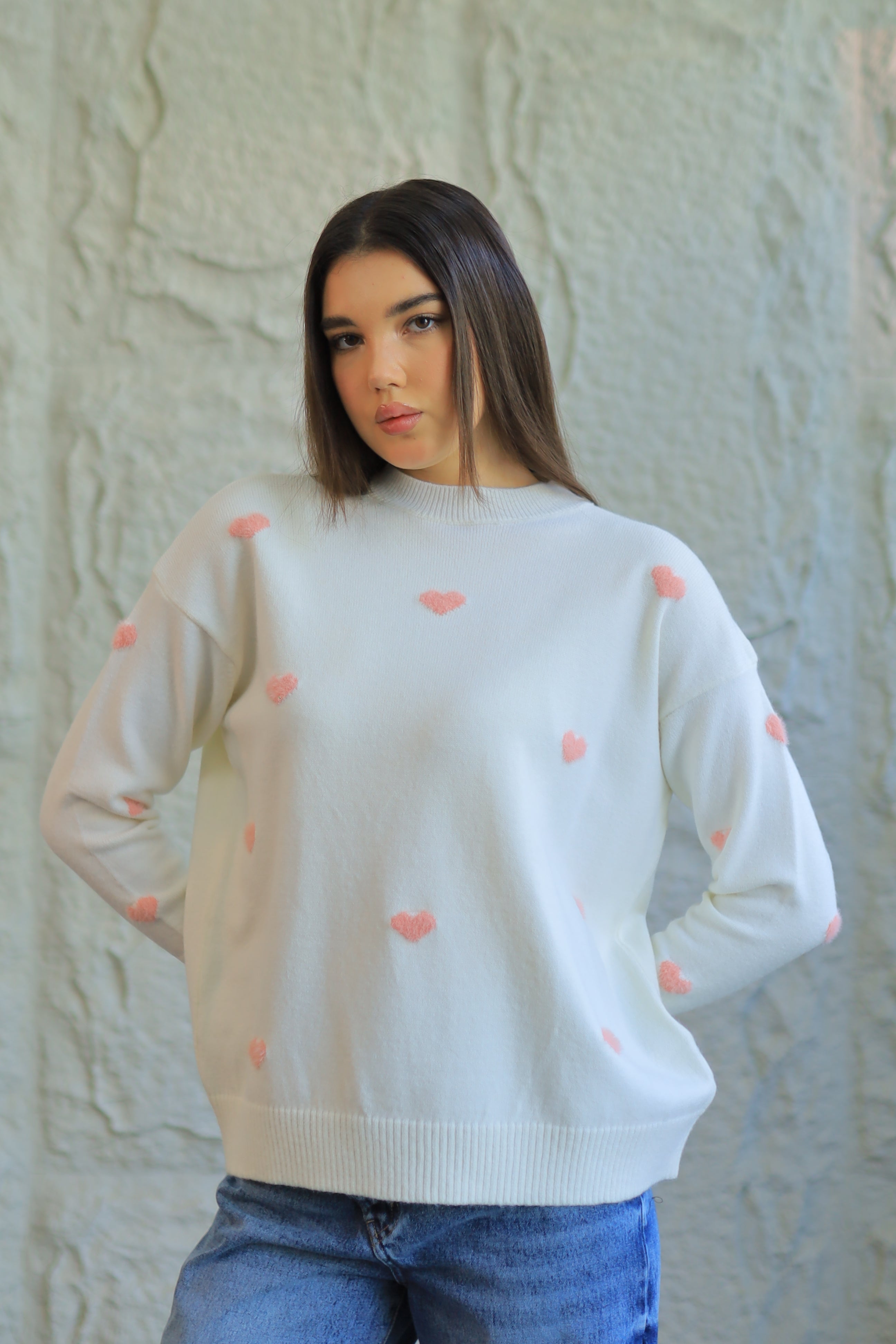 SWEETHEART KNIT SWEATER