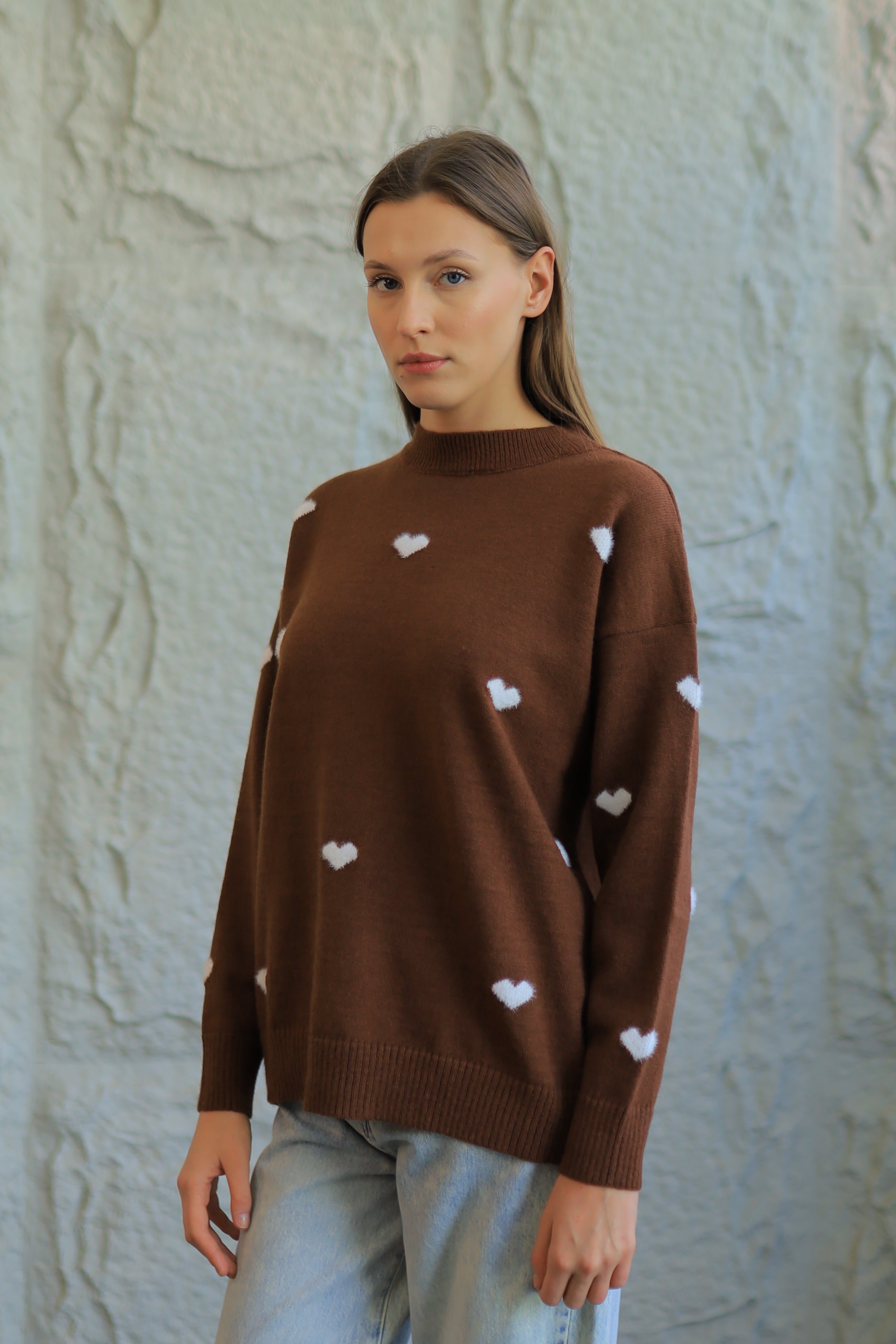 SWEETHEART KNIT SWEATER