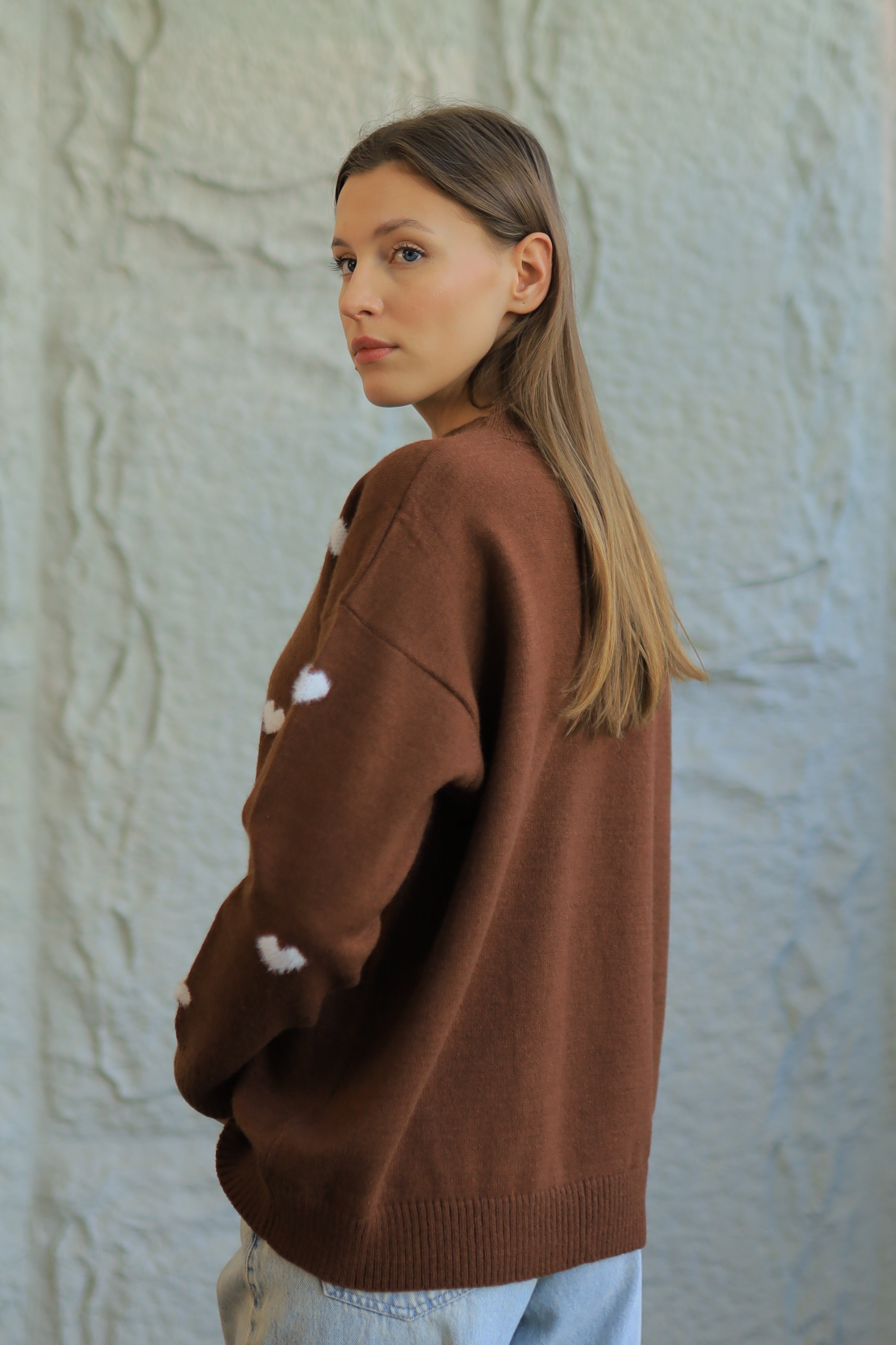 SWEETHEART KNIT SWEATER