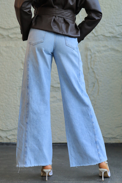 Light Wash Wide-Leg Jeans