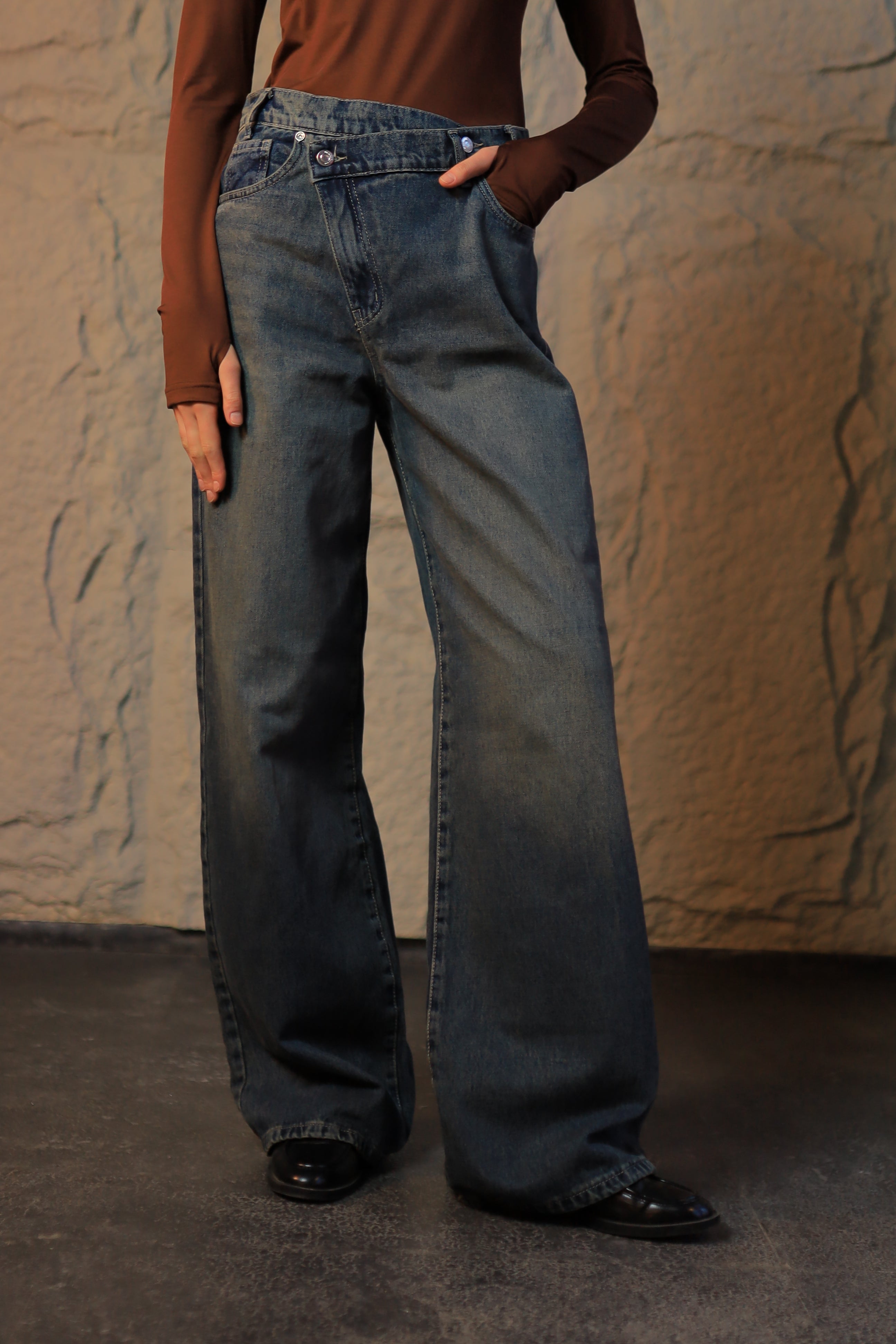 Dark Wash Wide-Leg Jeans