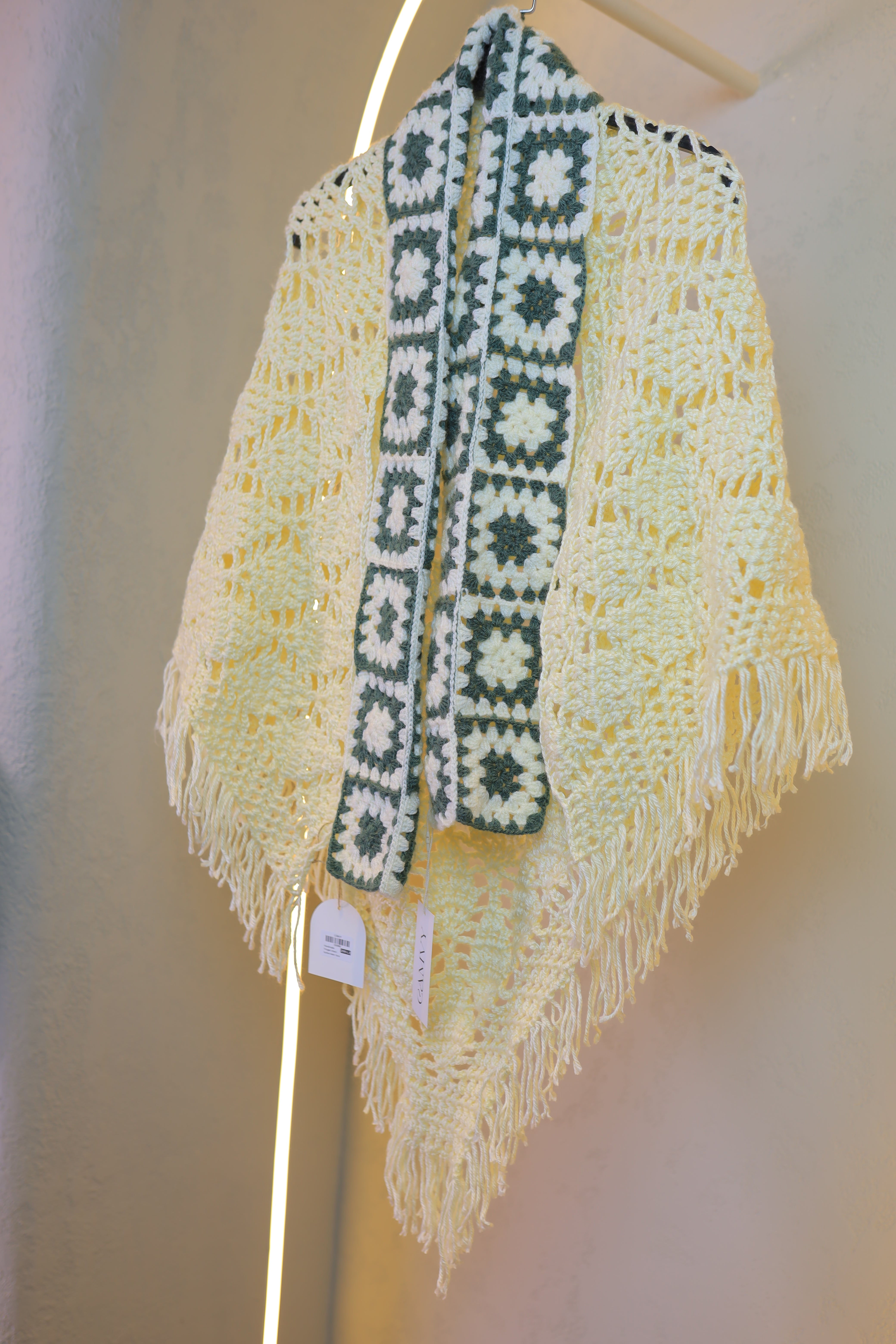 HANDMADE FRINGED SHAWL - BUTTERCREAM LACE