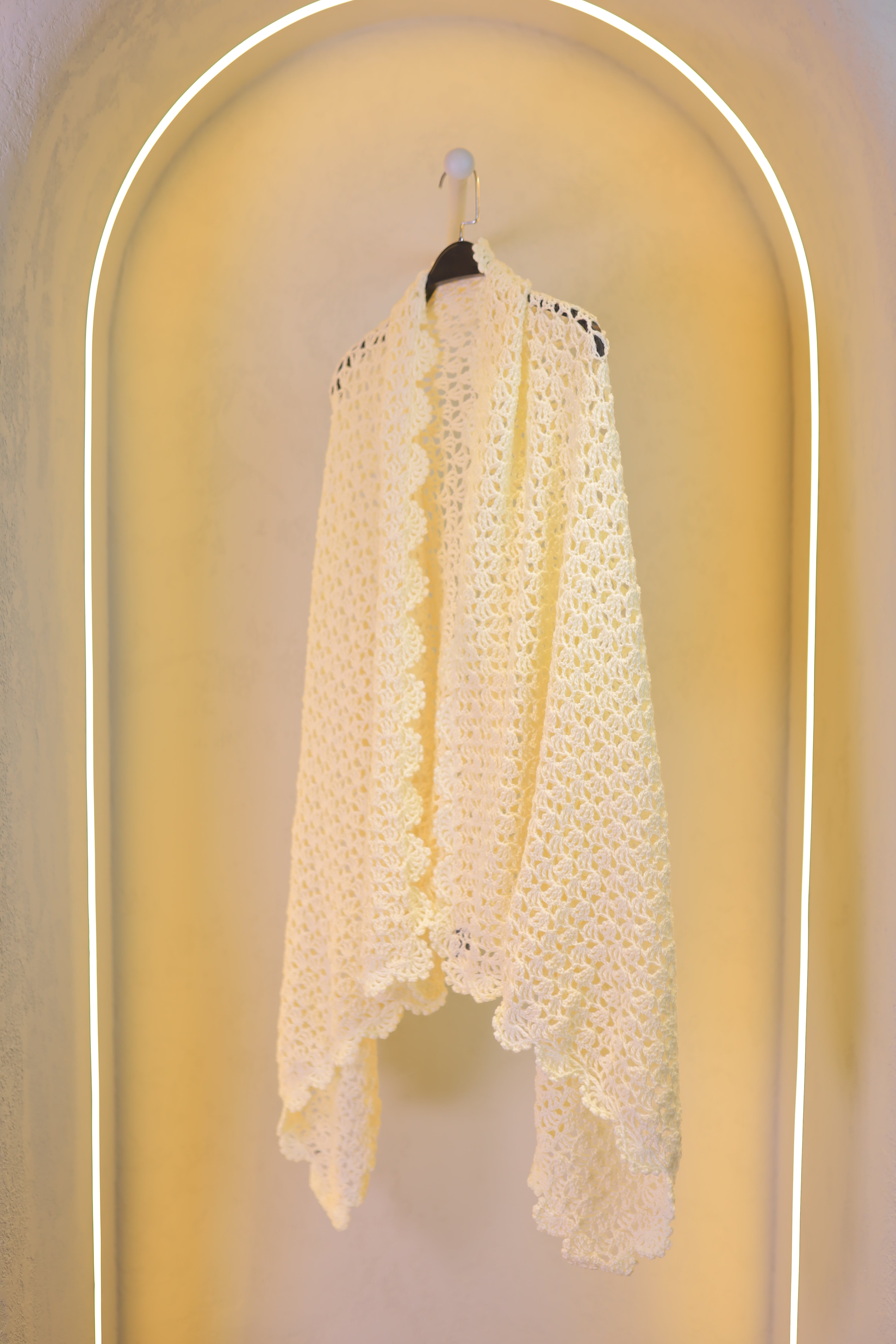 HANDMADE CROCHET SHAWL - VANILLA CREAM